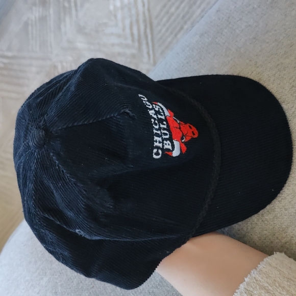 Vintage Chicago Bull snap back - Picture 3 of 6
